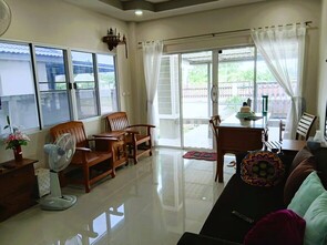 บ้านเดี่ยว ขาย บ้านใหม่สร้างเสร็จพร้อมอยู่สารภี ใกล้สนามบินเพียง15-20นาที ถูกกว่าโครงการใกล้เคียง ใกล้เมืองเชียงใหม่ ใกล้เมืองเชียงใหม่